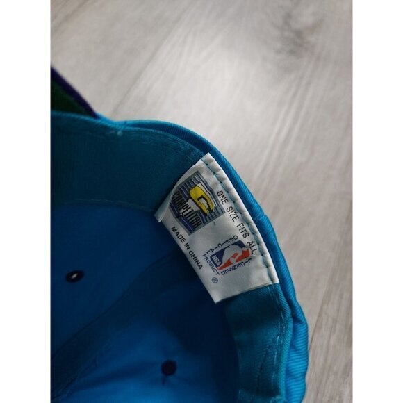 Vintage Charlotte Hornets Snapback Hat 90s - Picture 12 of 12